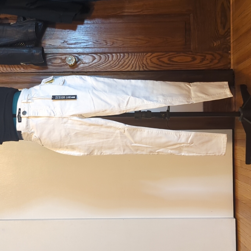 White Jeans